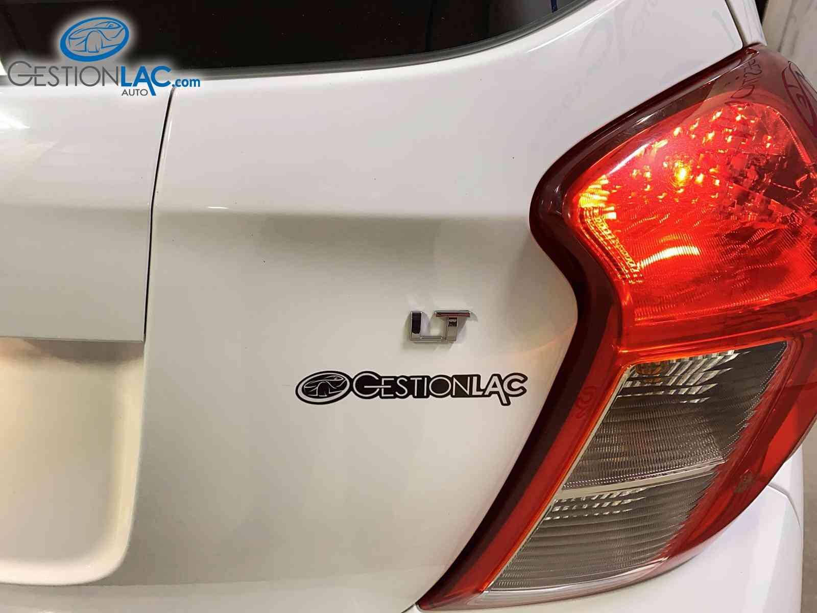 Chevrolet Spark 2022 - Image 18