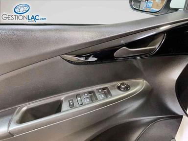 Chevrolet Spark 2022 - Thumbnail 11