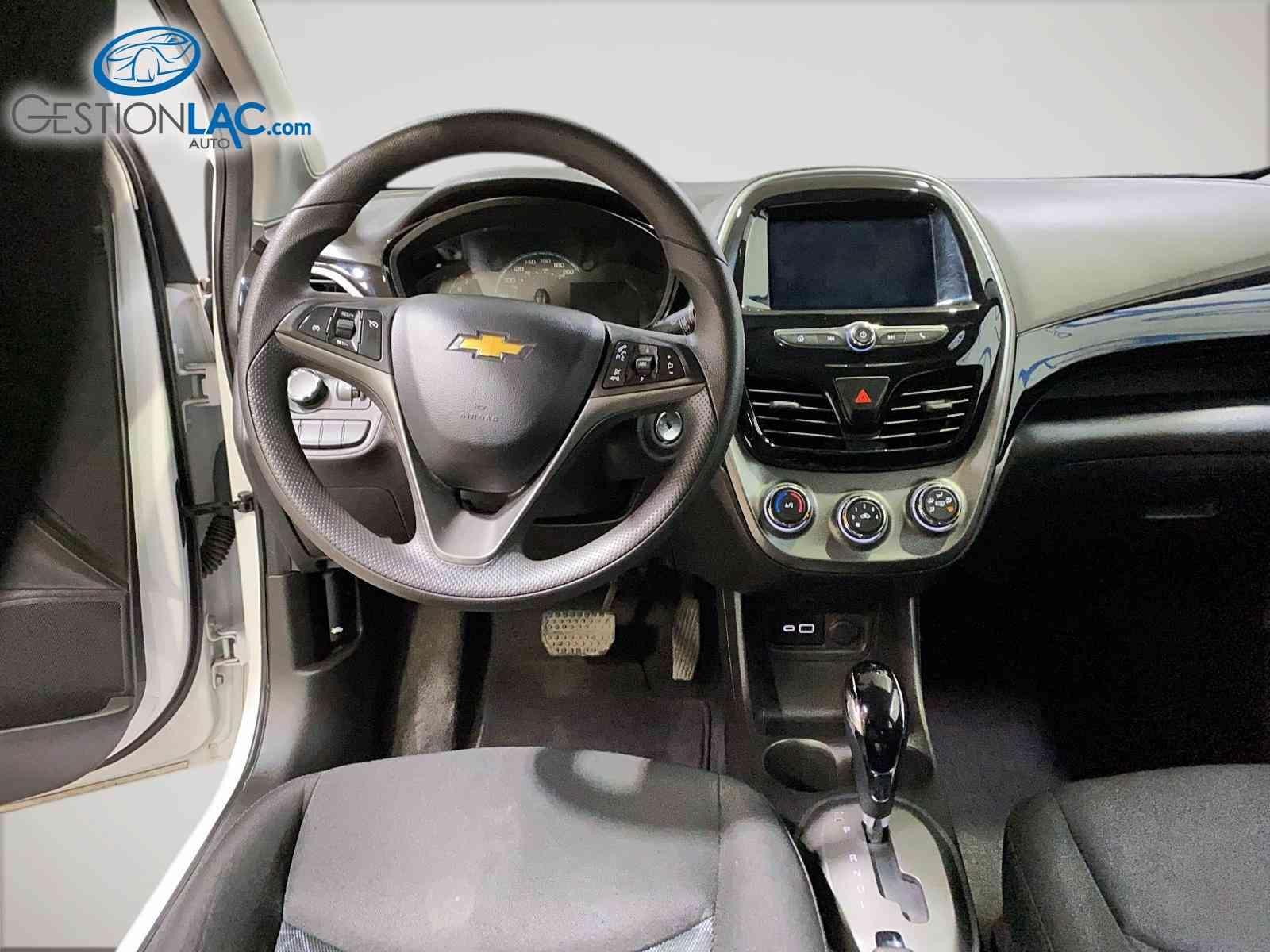 Chevrolet Spark 2022 - Image 10