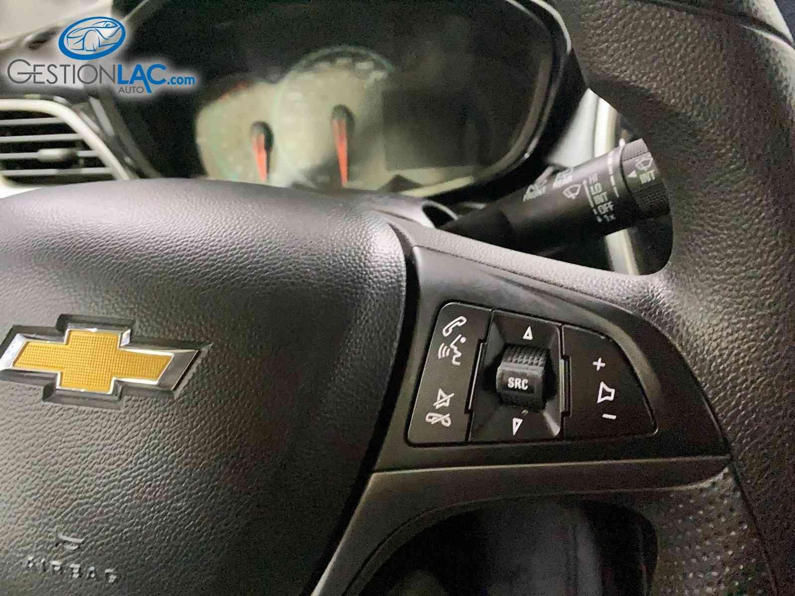 Chevrolet Spark 2022 - Image 13