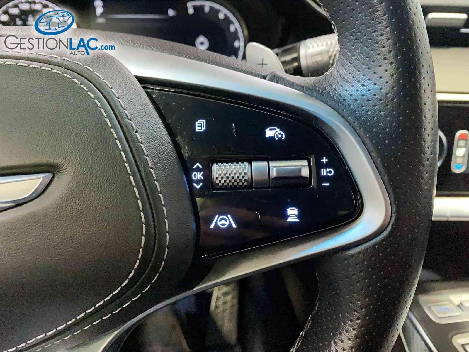 Genesis GV70 2022 - Image 17