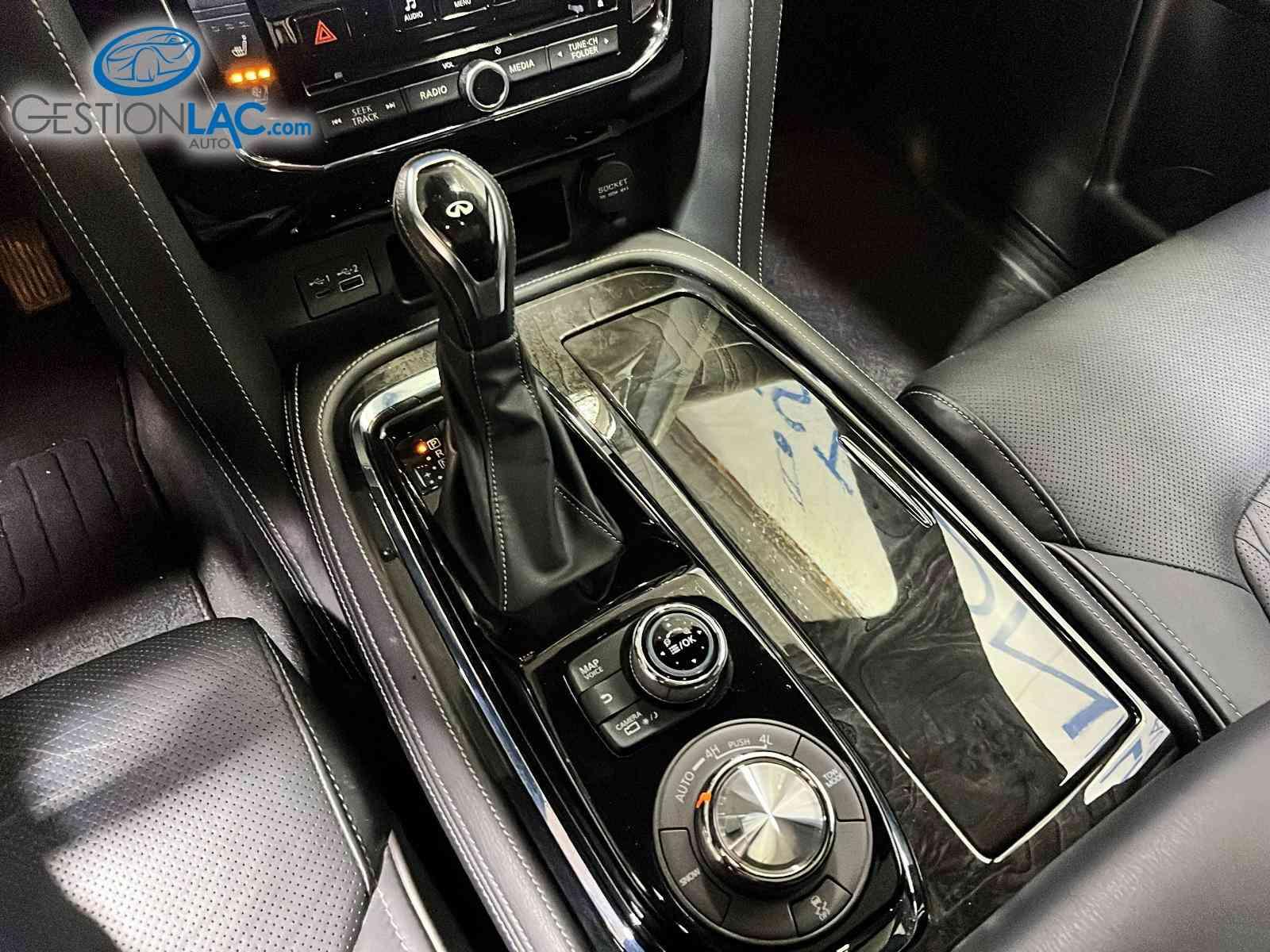 INFINITI QX80 2021 - Image 15