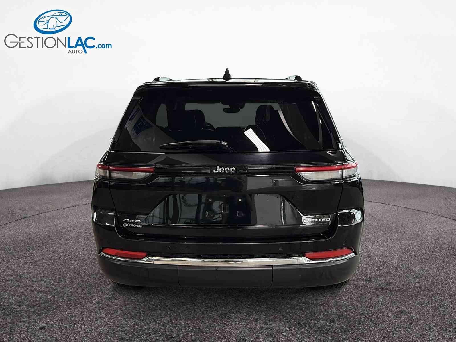 Jeep Grand Cherokee 2023 - Thumbnail 3
