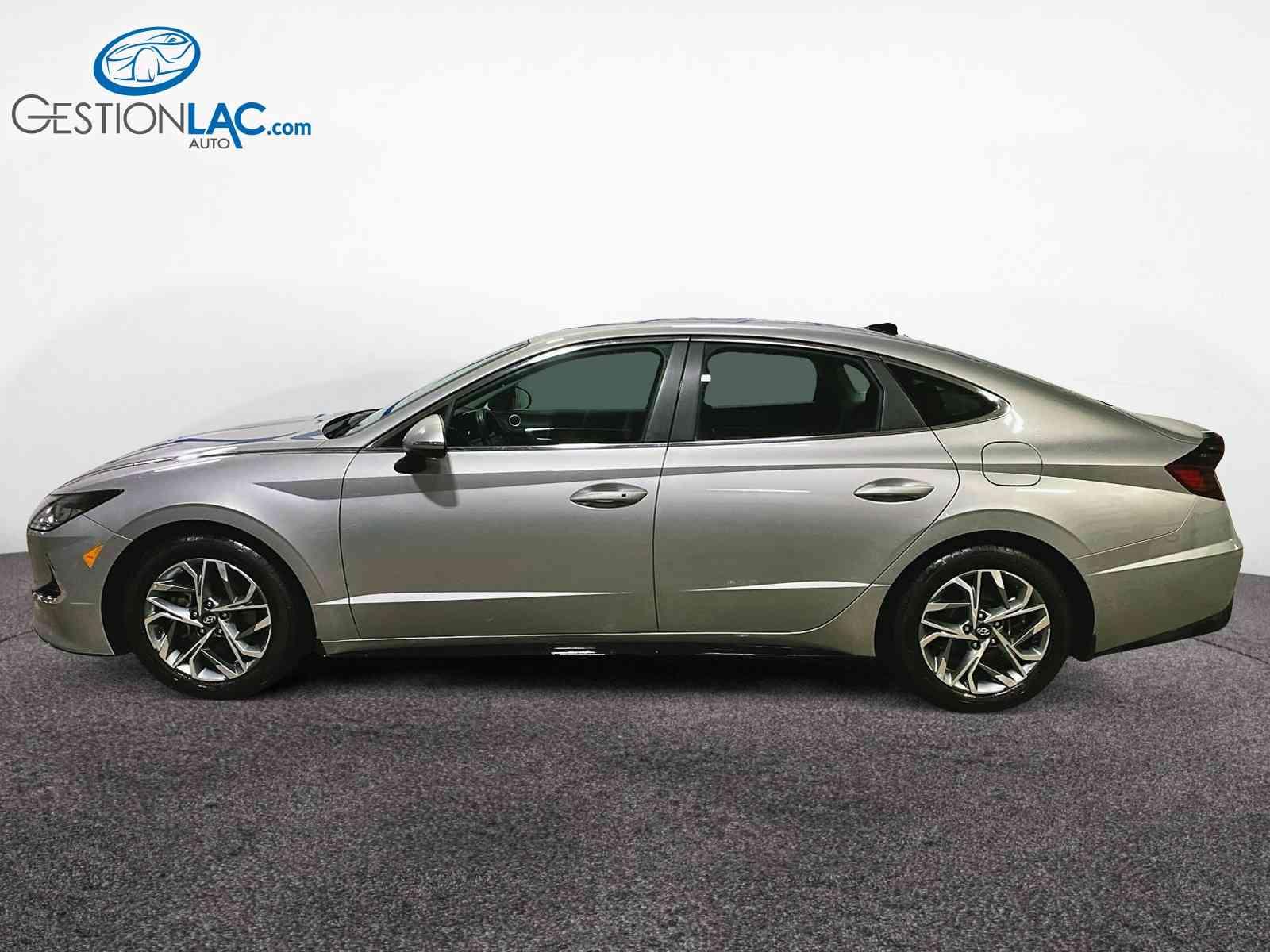Hyundai Sonata 2023 - Thumbnail 1