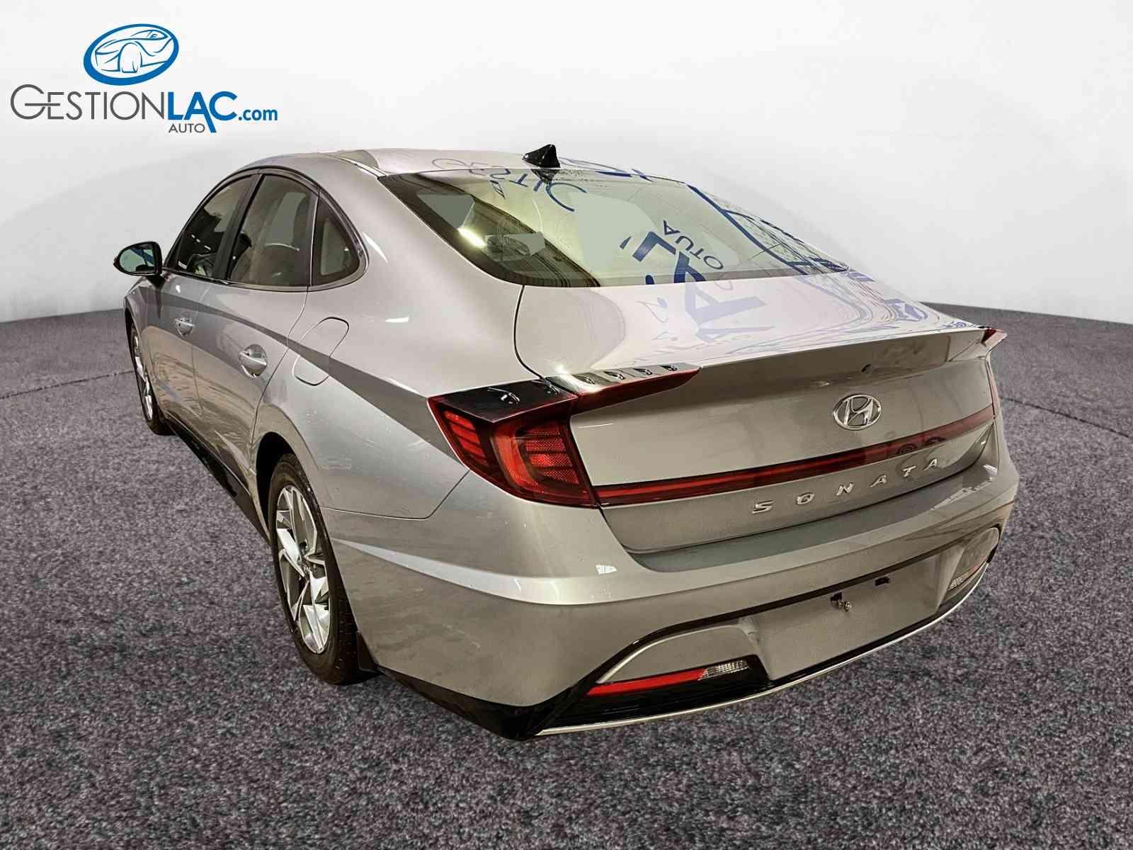 Hyundai Sonata 2023 - Thumbnail 4