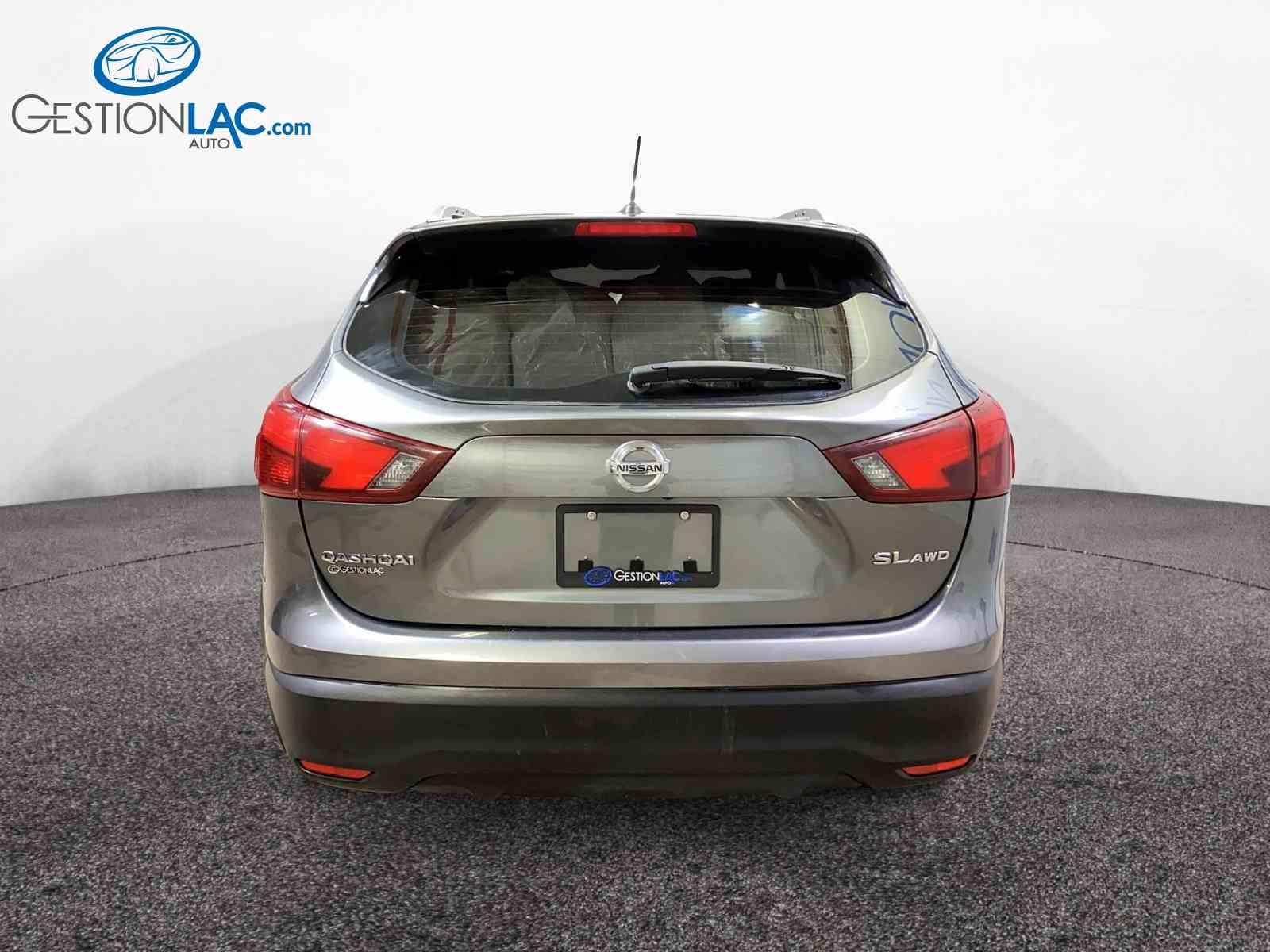 Nissan Qashqai 2018 - Thumbnail 2