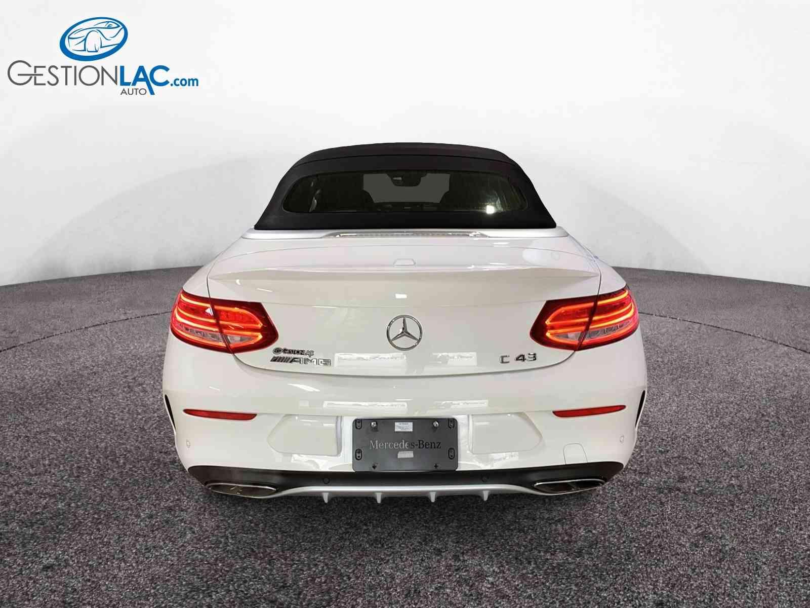 Mercedes-Benz C-Class 2018 - Thumbnail 3