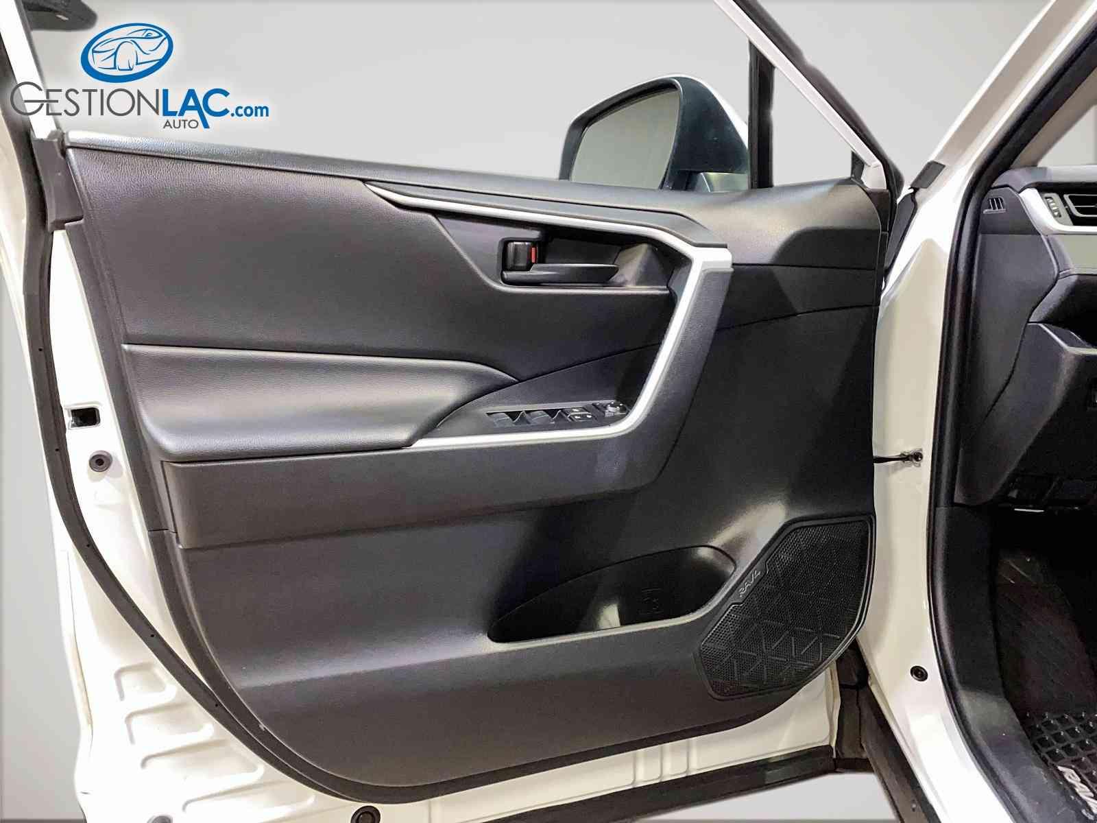 Toyota RAV4 2023 - Thumbnail 14
