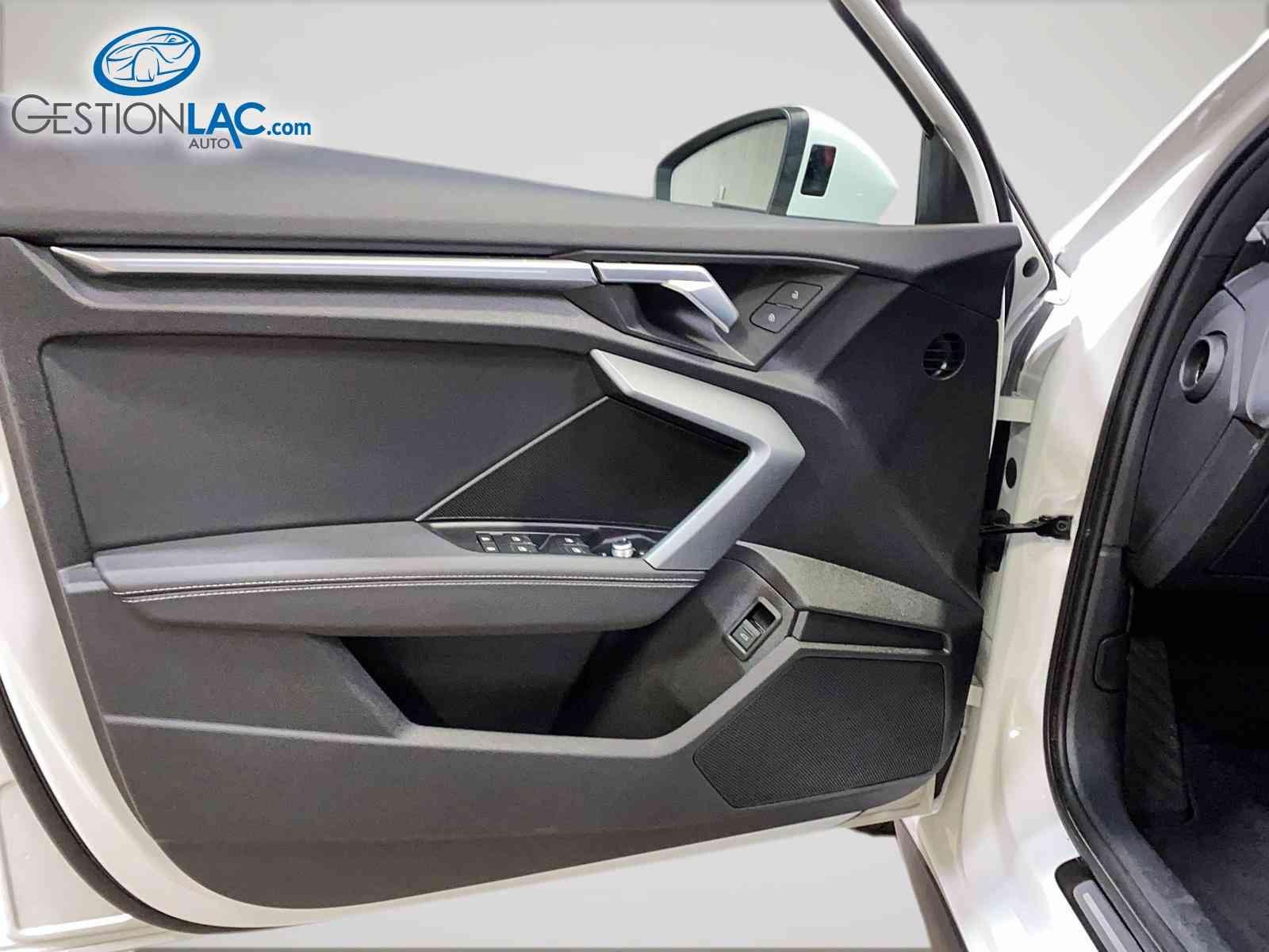 Audi A3 2025 - Thumbnail 12