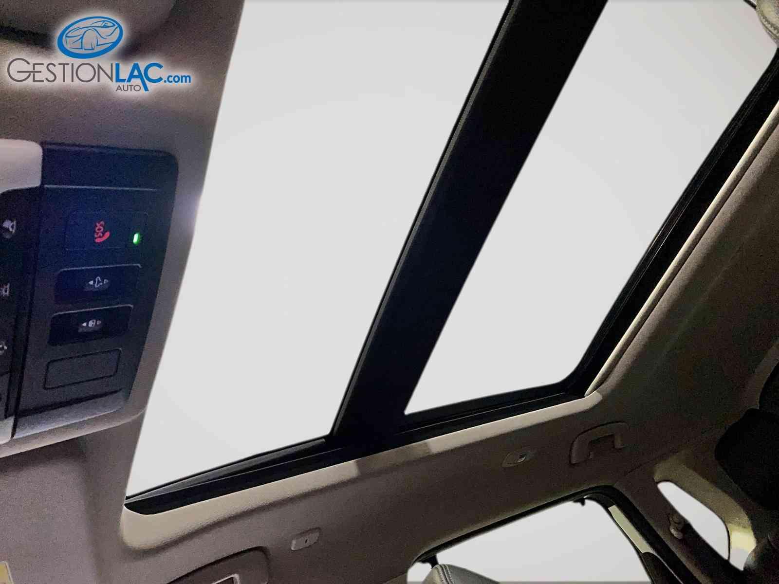 Nissan Rogue 2023 - Thumbnail 17