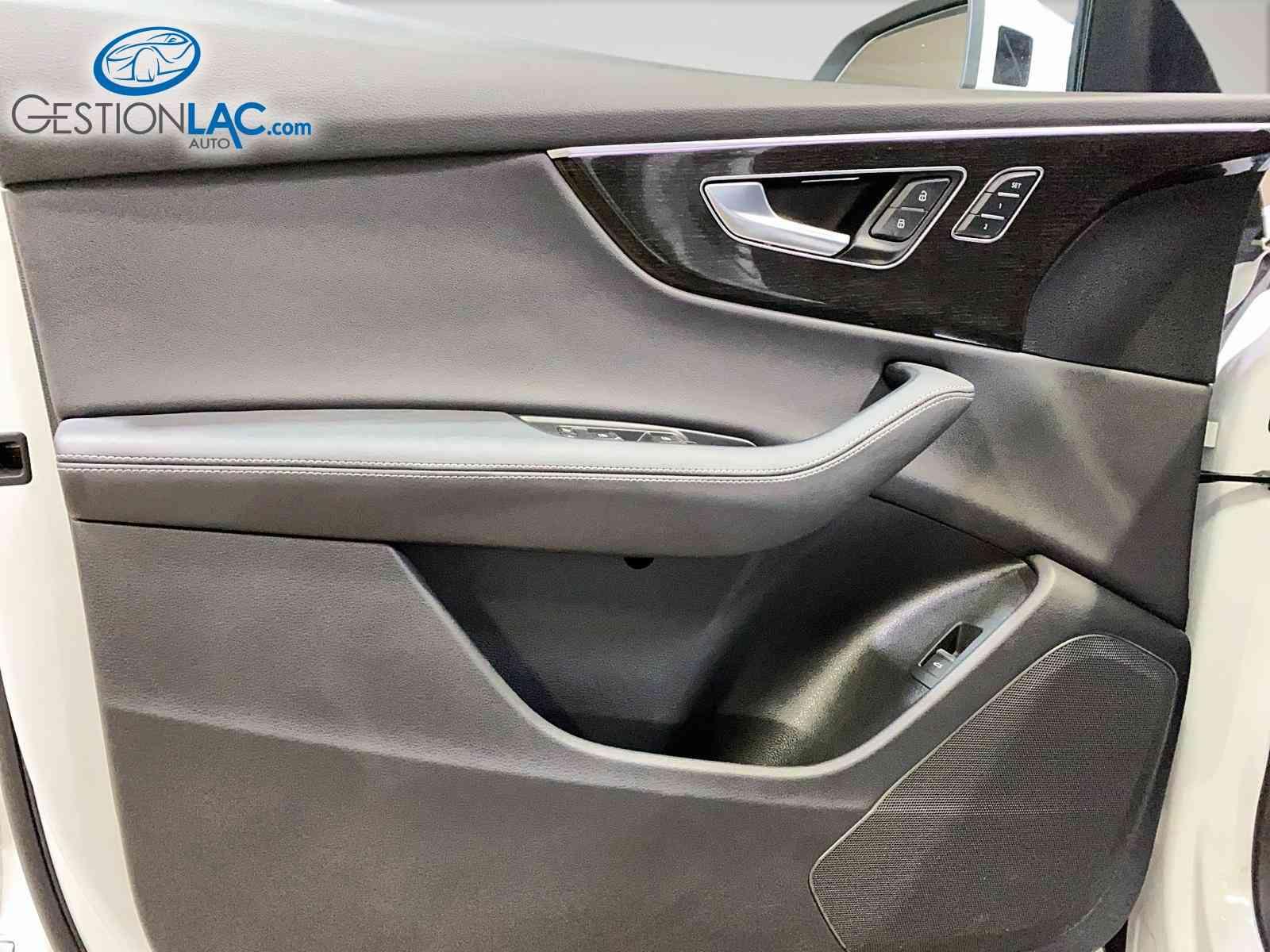 Audi Q8 2025 - Thumbnail 13
