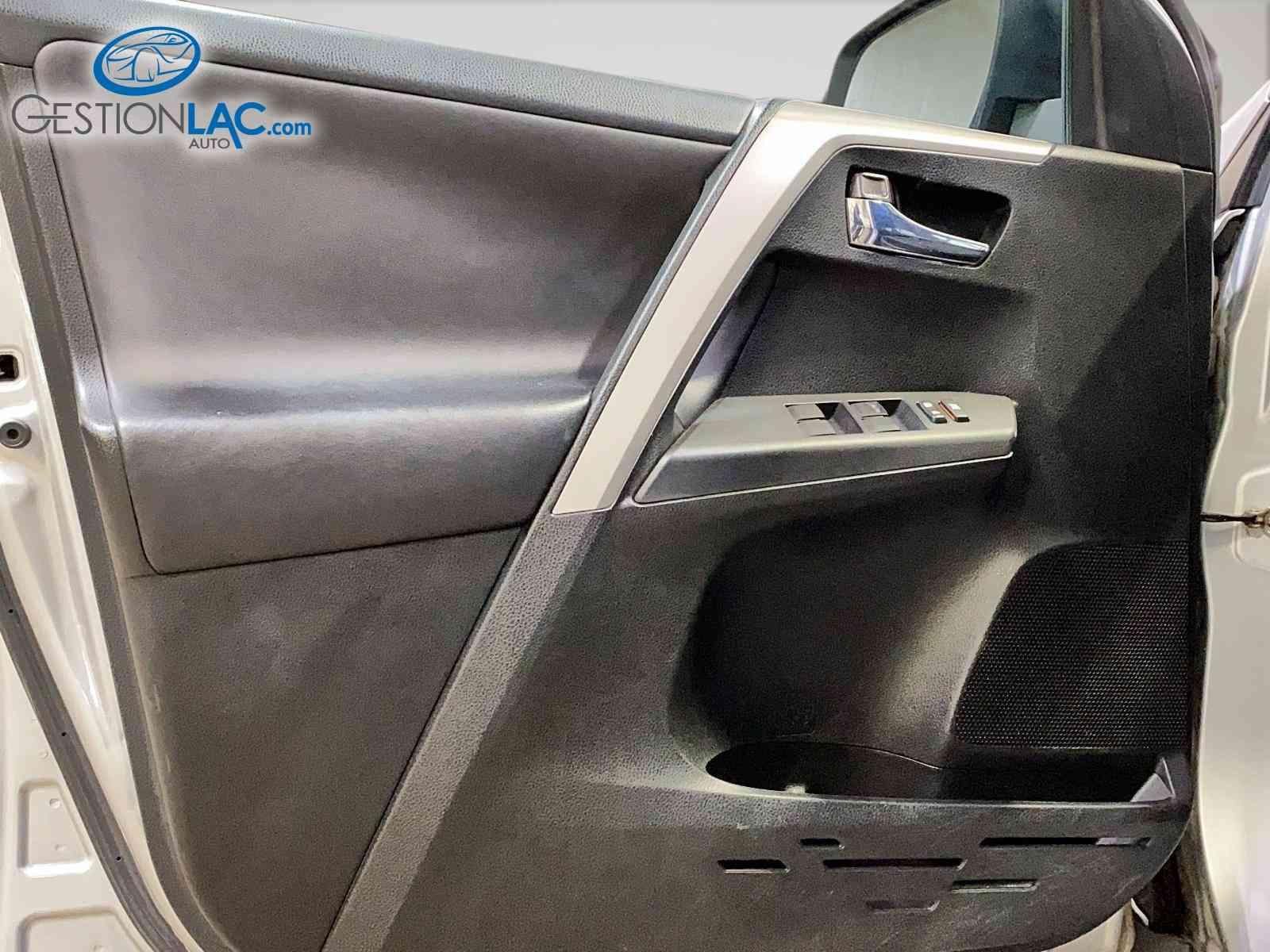 Toyota RAV4 2017 - Thumbnail 13