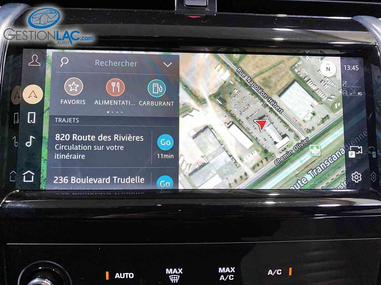 Land Rover Discovery Sport 2023 - Thumbnail 20
