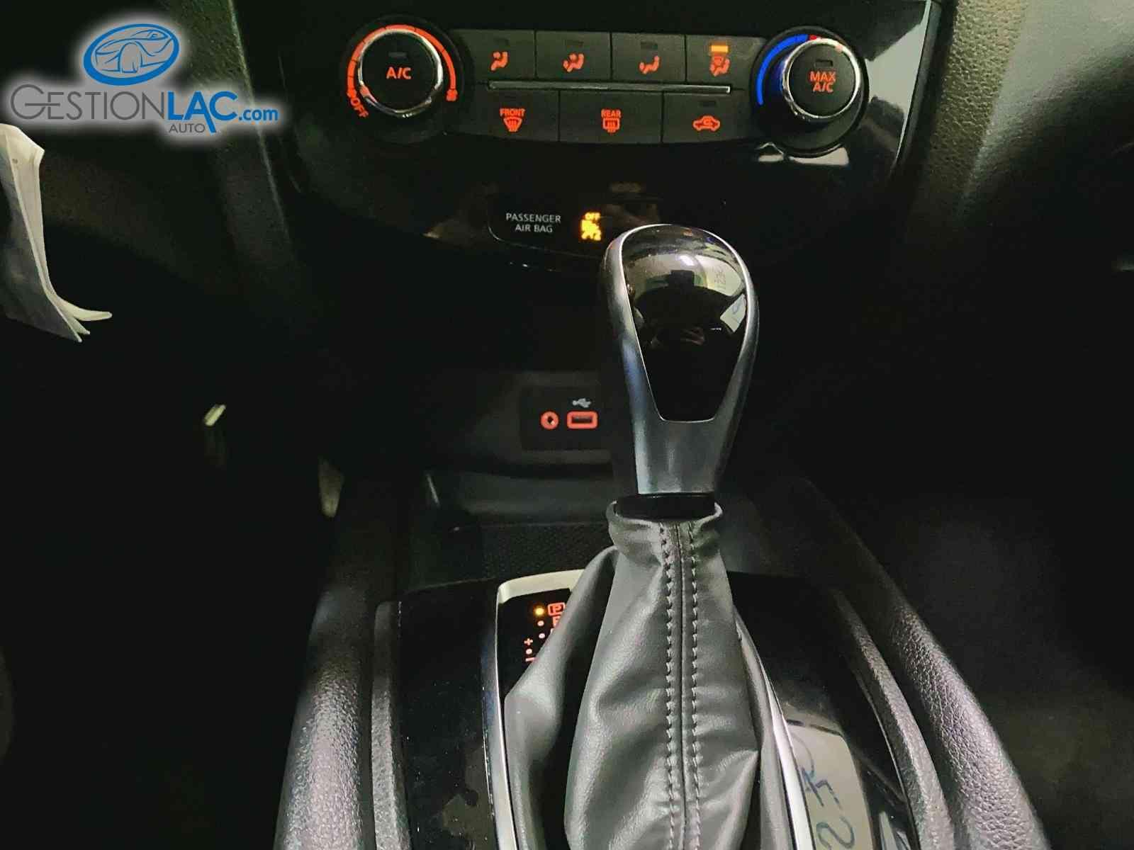 Nissan Qashqai 2023 - Thumbnail 10