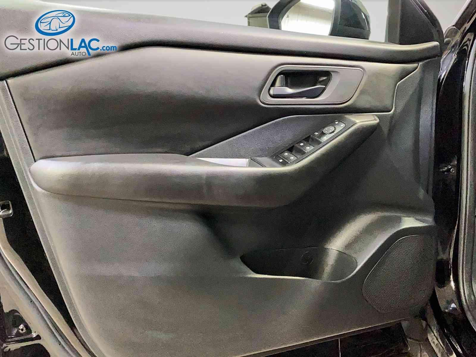 Nissan Rogue 2024 - Thumbnail 15