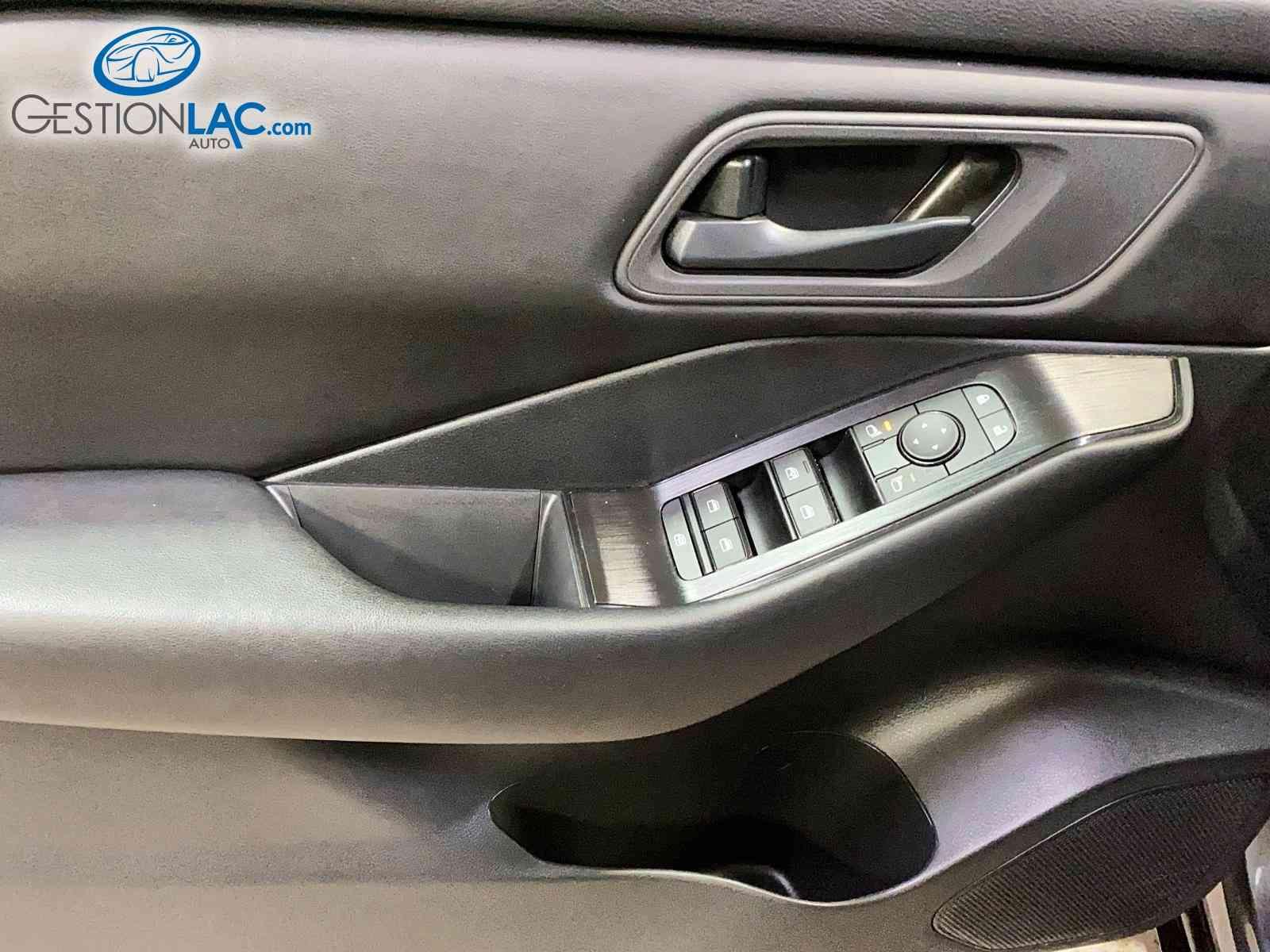 Nissan Rogue 2024 - Thumbnail 15