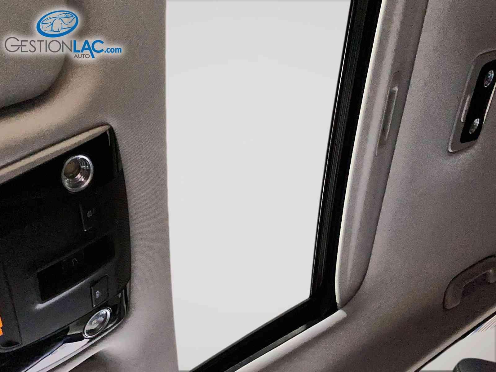 KIA Seltos 2021 - Thumbnail 23