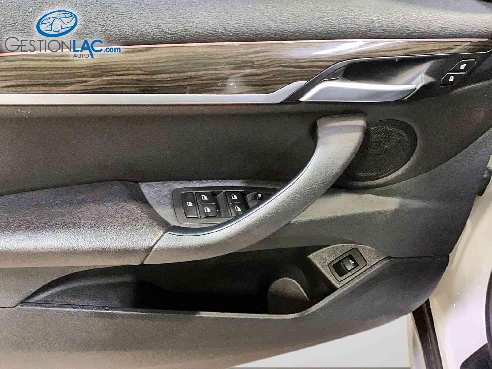 BMW X1 2018 - Thumbnail 16