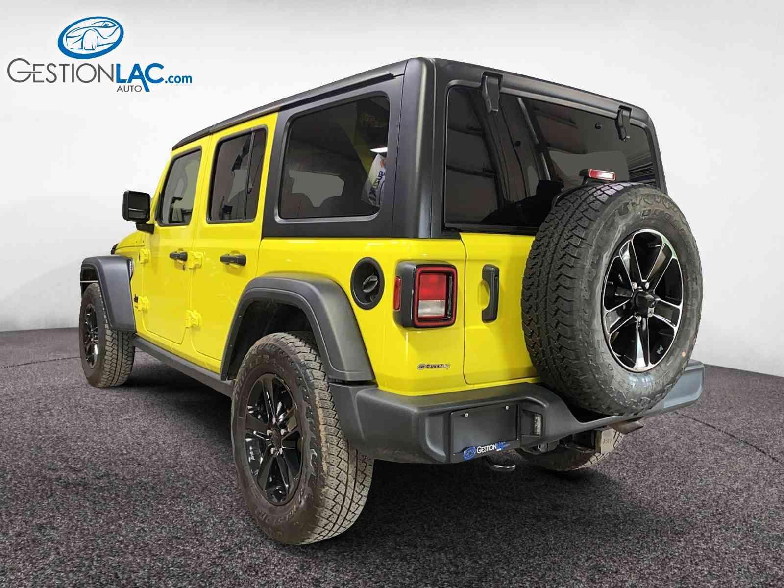 Jeep Wrangler 4-Door 2023 - Thumbnail 4