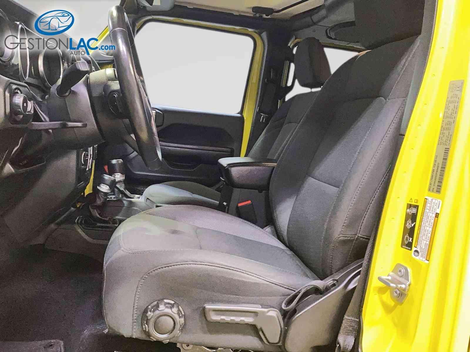 Jeep Wrangler 4-Door 2023 - Thumbnail 9