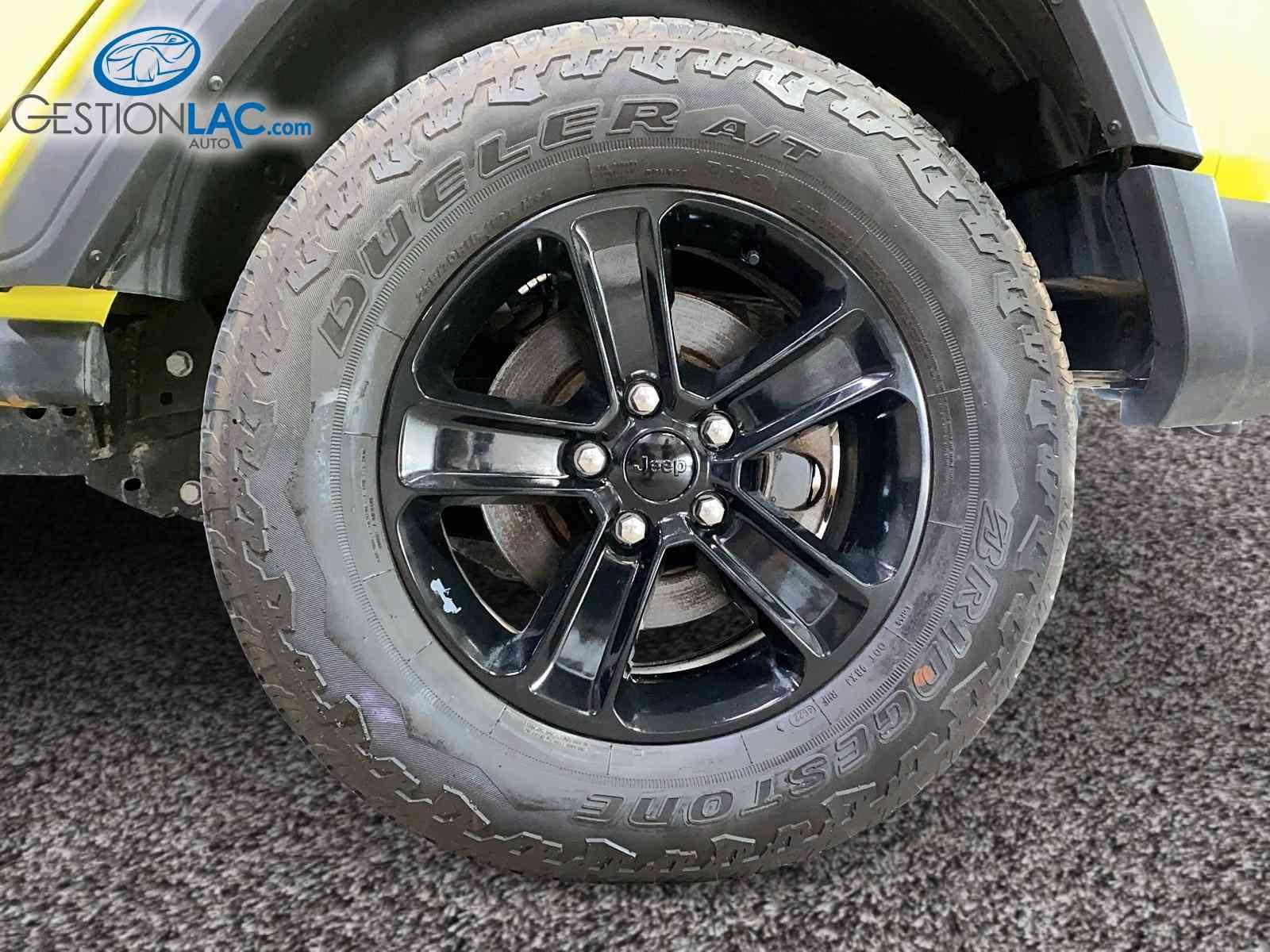Jeep Wrangler 4-Door 2023 - Thumbnail 7
