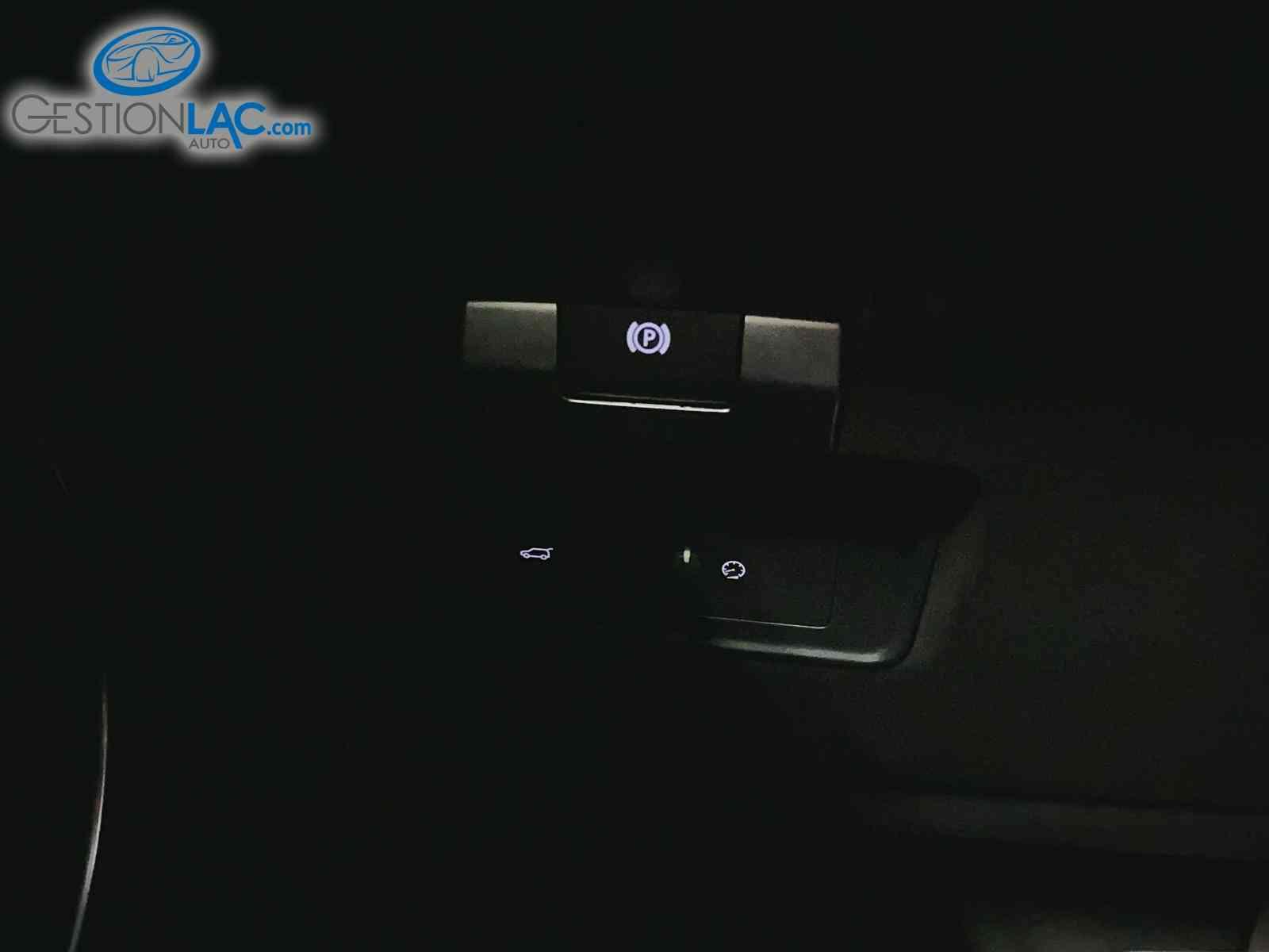 Land Rover Discovery Sport 2021 - Thumbnail 12