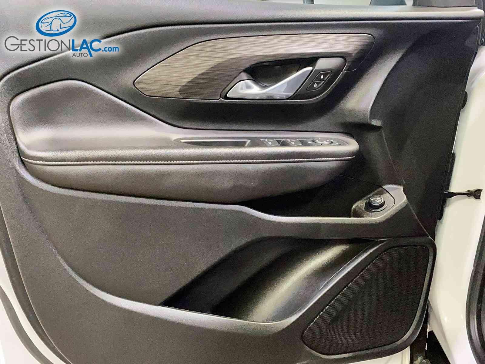 GMC Terrain 2022 - Thumbnail 13
