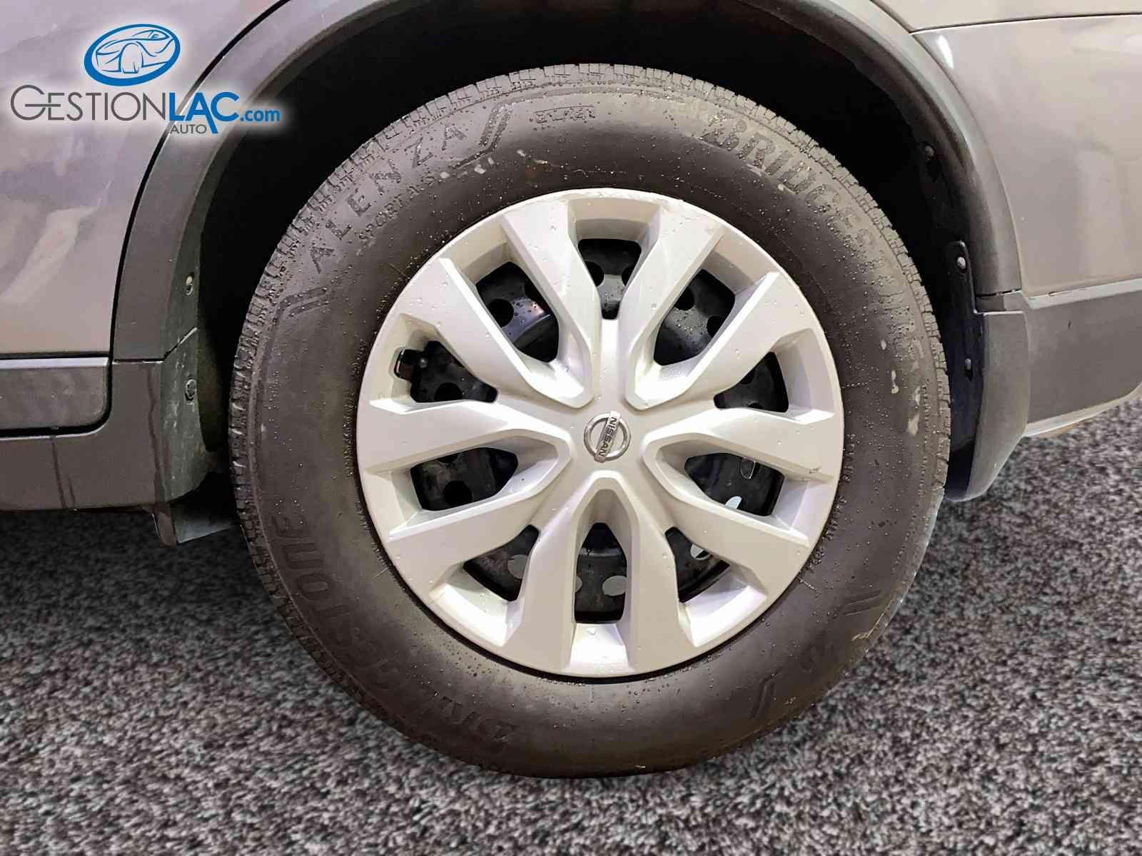 Nissan Rogue 2017 - Thumbnail 6