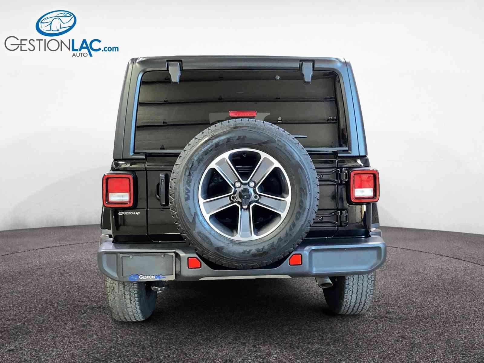 Jeep Wrangler 4-Door 2023 - Thumbnail 3