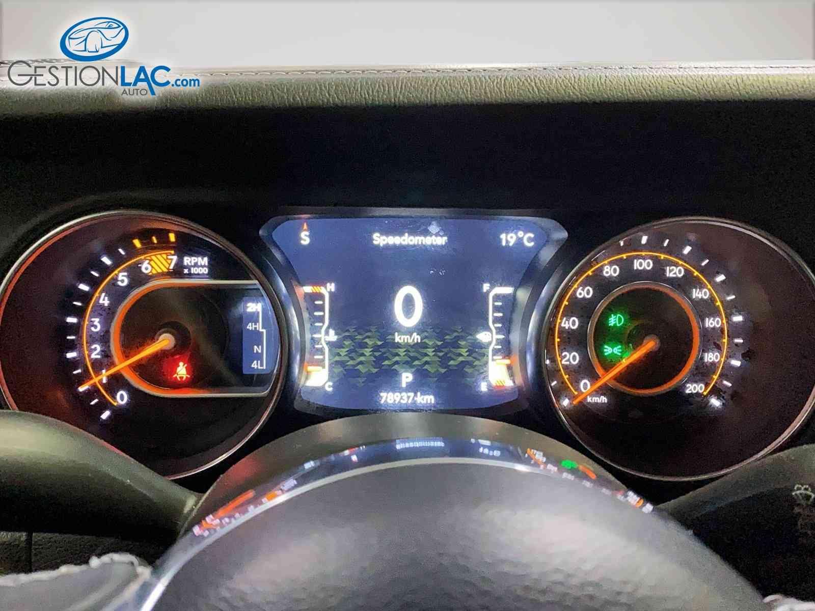 Jeep Wrangler 4-Door 2023 - Thumbnail 18