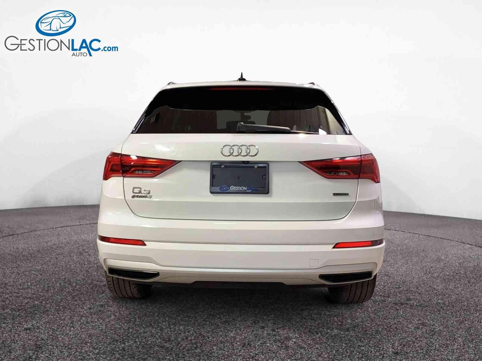 Audi Q3 2022 - Thumbnail 3