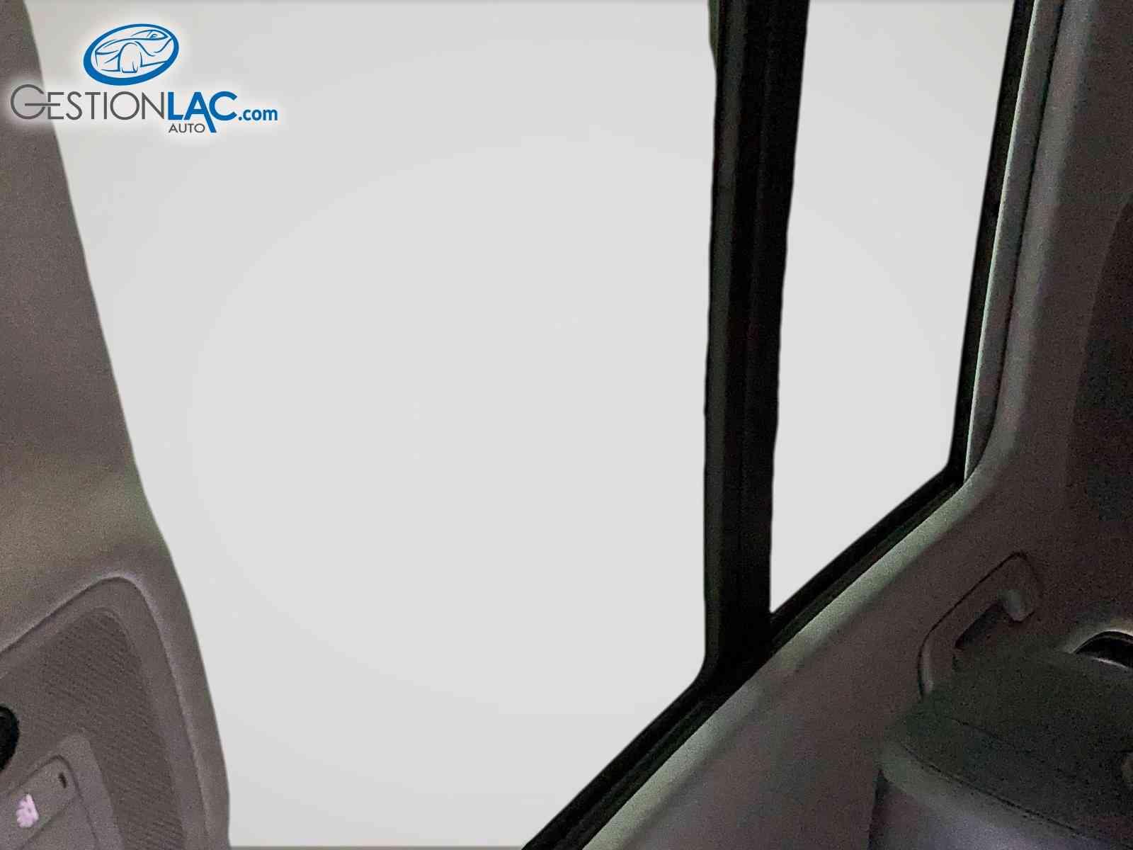 Audi Q3 2022 - Thumbnail 20