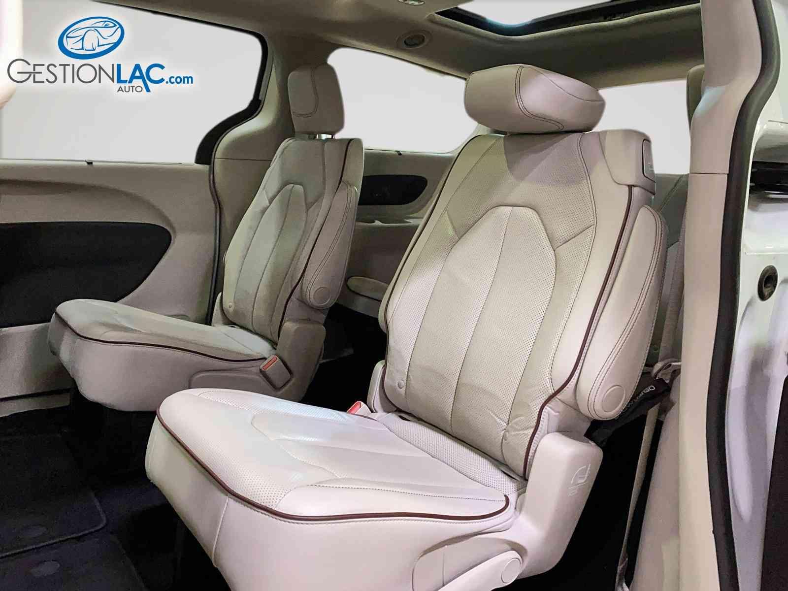 Chrysler Pacifica 2017 - Thumbnail 10