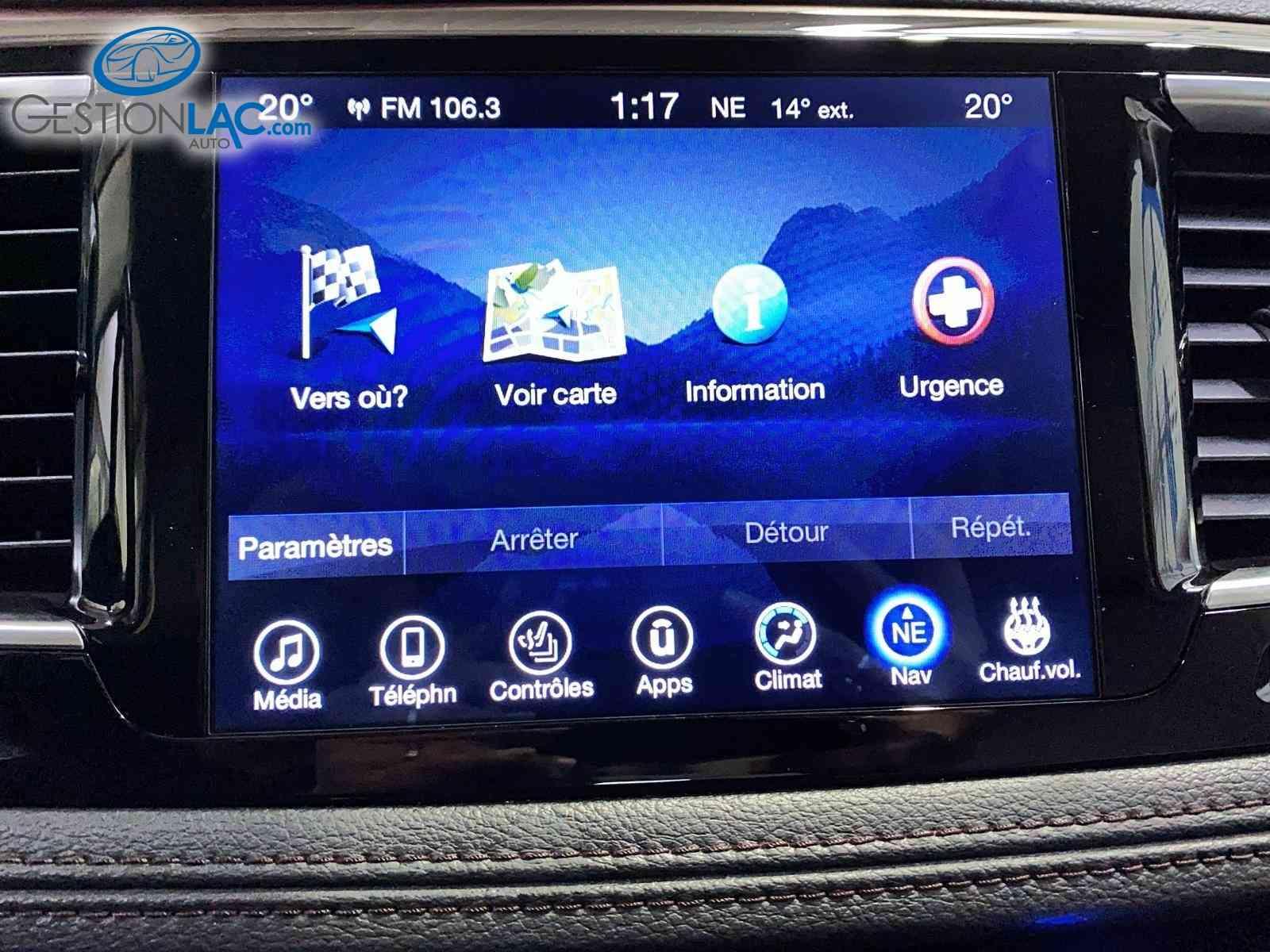 Chrysler Pacifica 2017 - Thumbnail 24