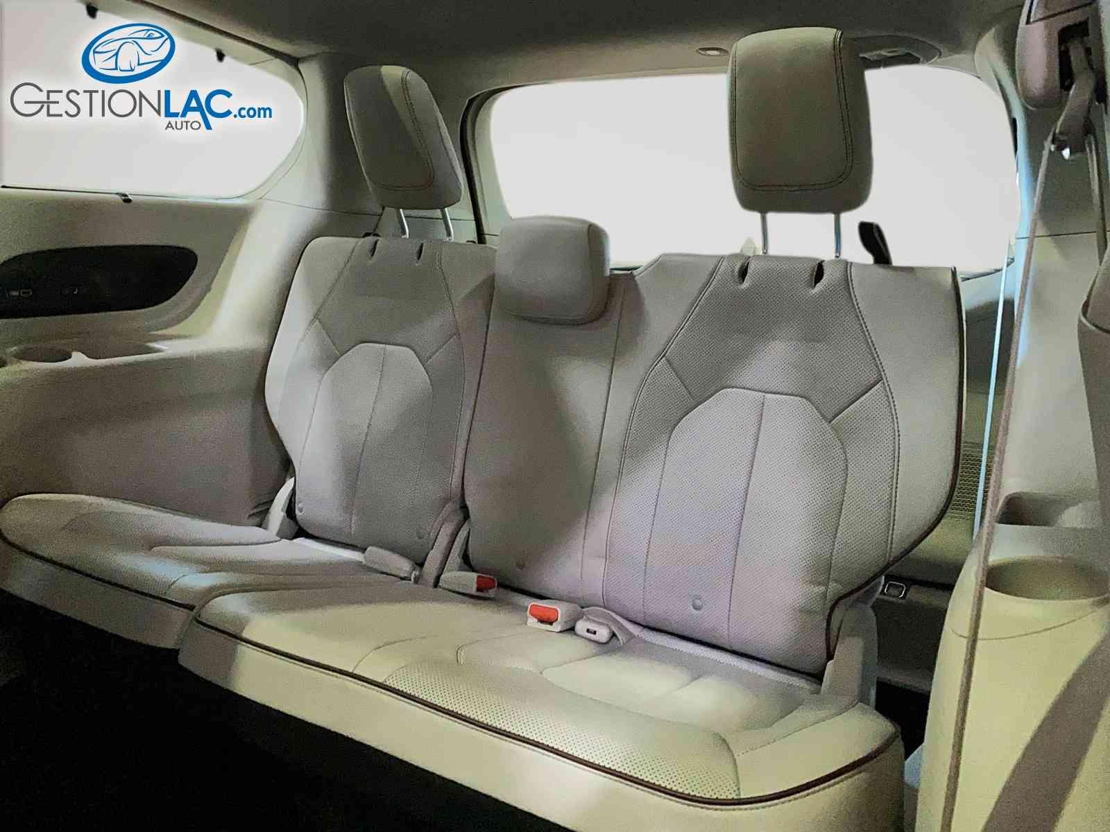 Chrysler Pacifica 2017 - Thumbnail 9