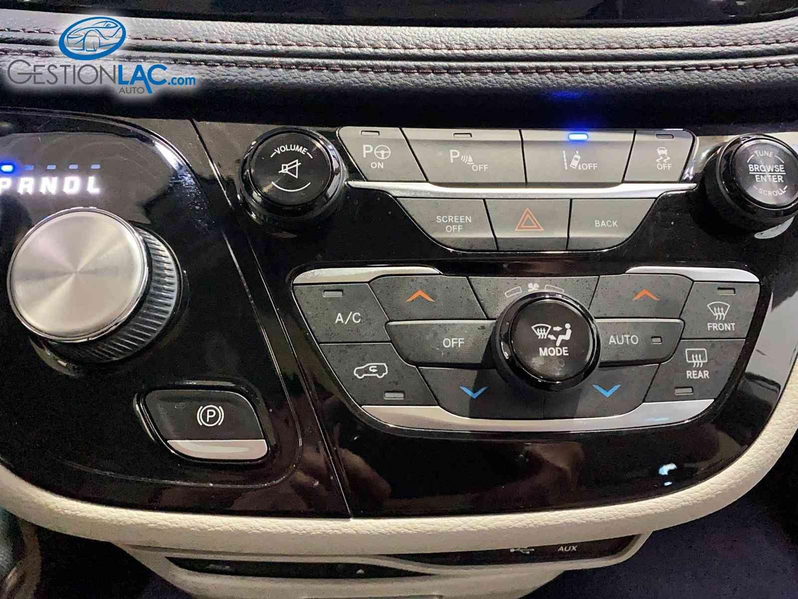 Chrysler Pacifica 2017 - Thumbnail 12