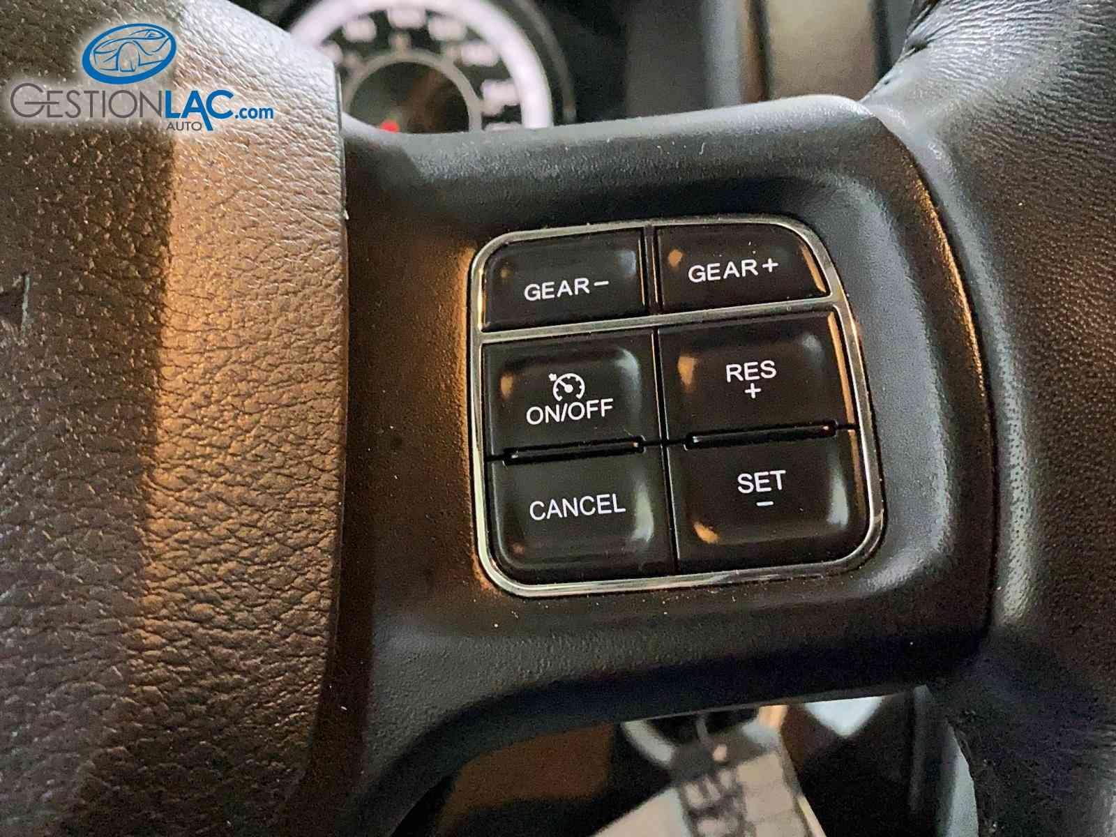 RAM Ram 1500 Classic 2023 - Thumbnail 17