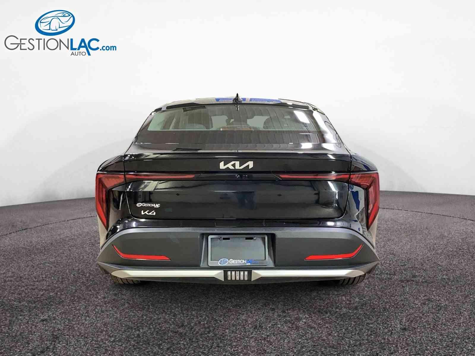 KIA K4 2025 - Thumbnail 3