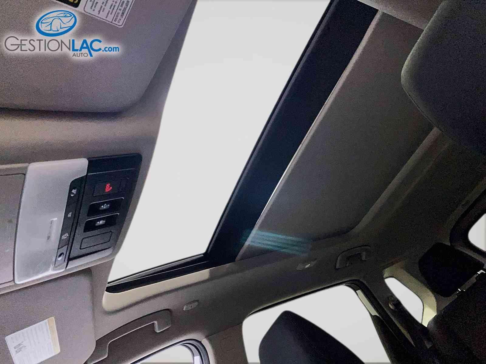 Nissan Rogue 2024 - Image 16