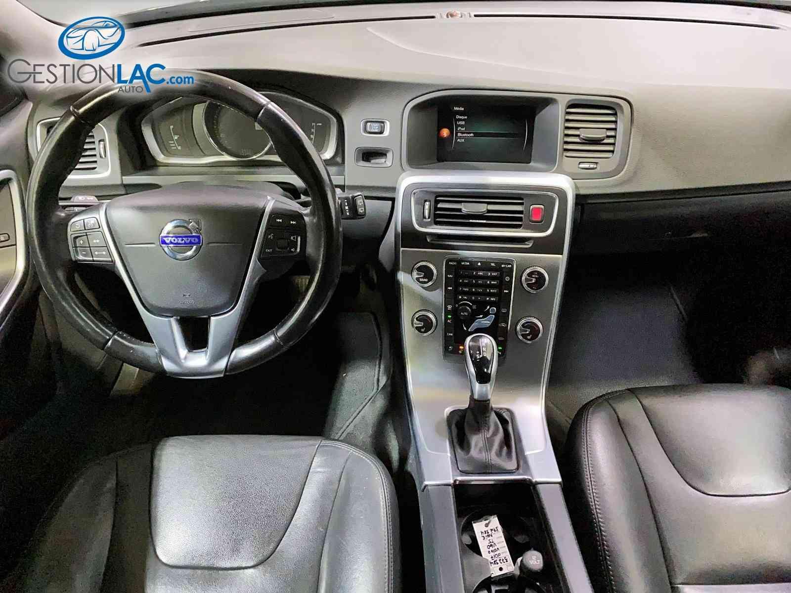 Volvo V60 2017 - Image 22