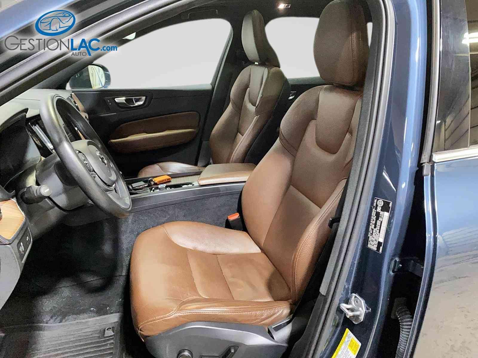 Volvo XC60 2021 - Image 10