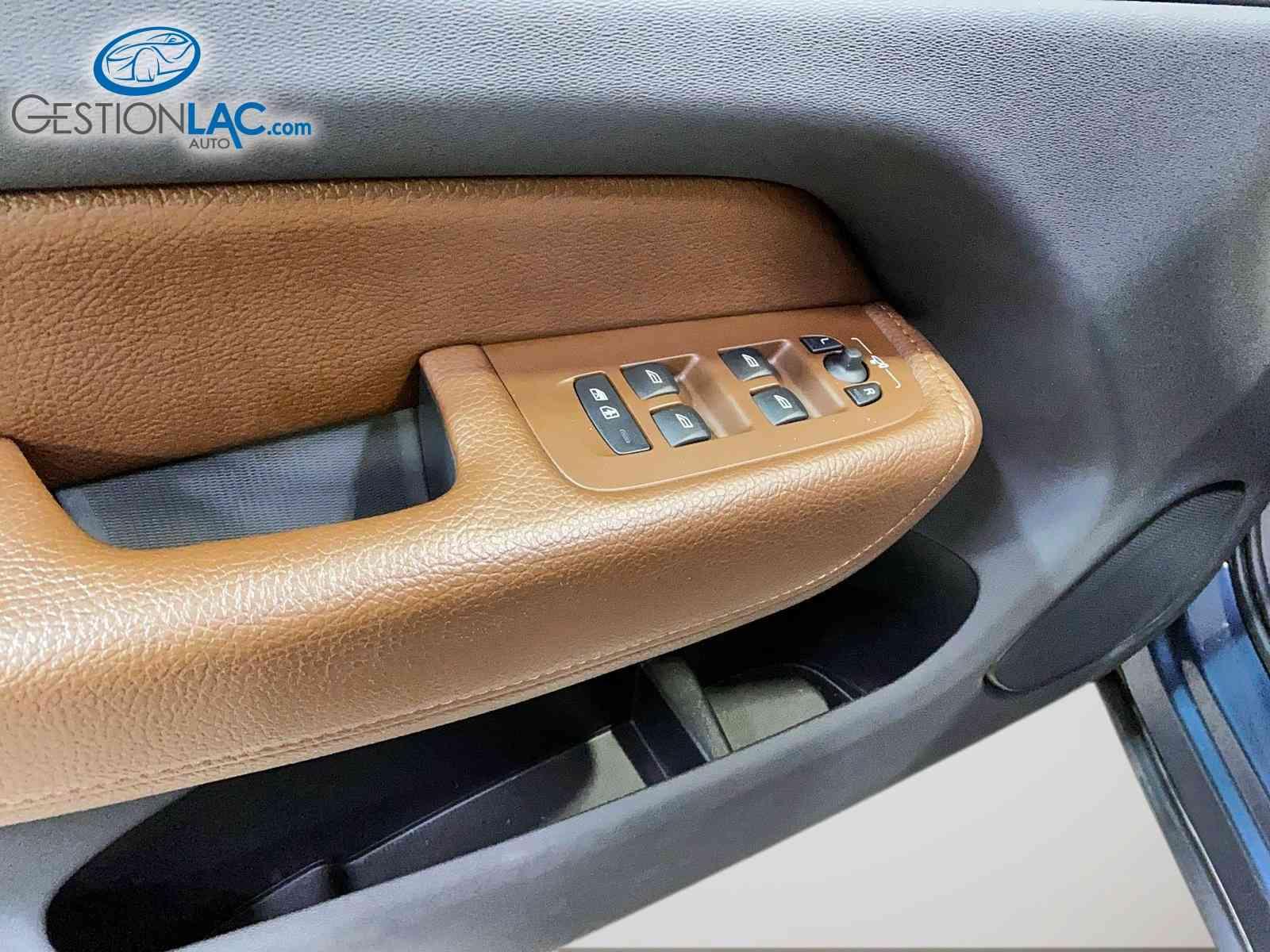 Volvo XC60 2021 - Image 14