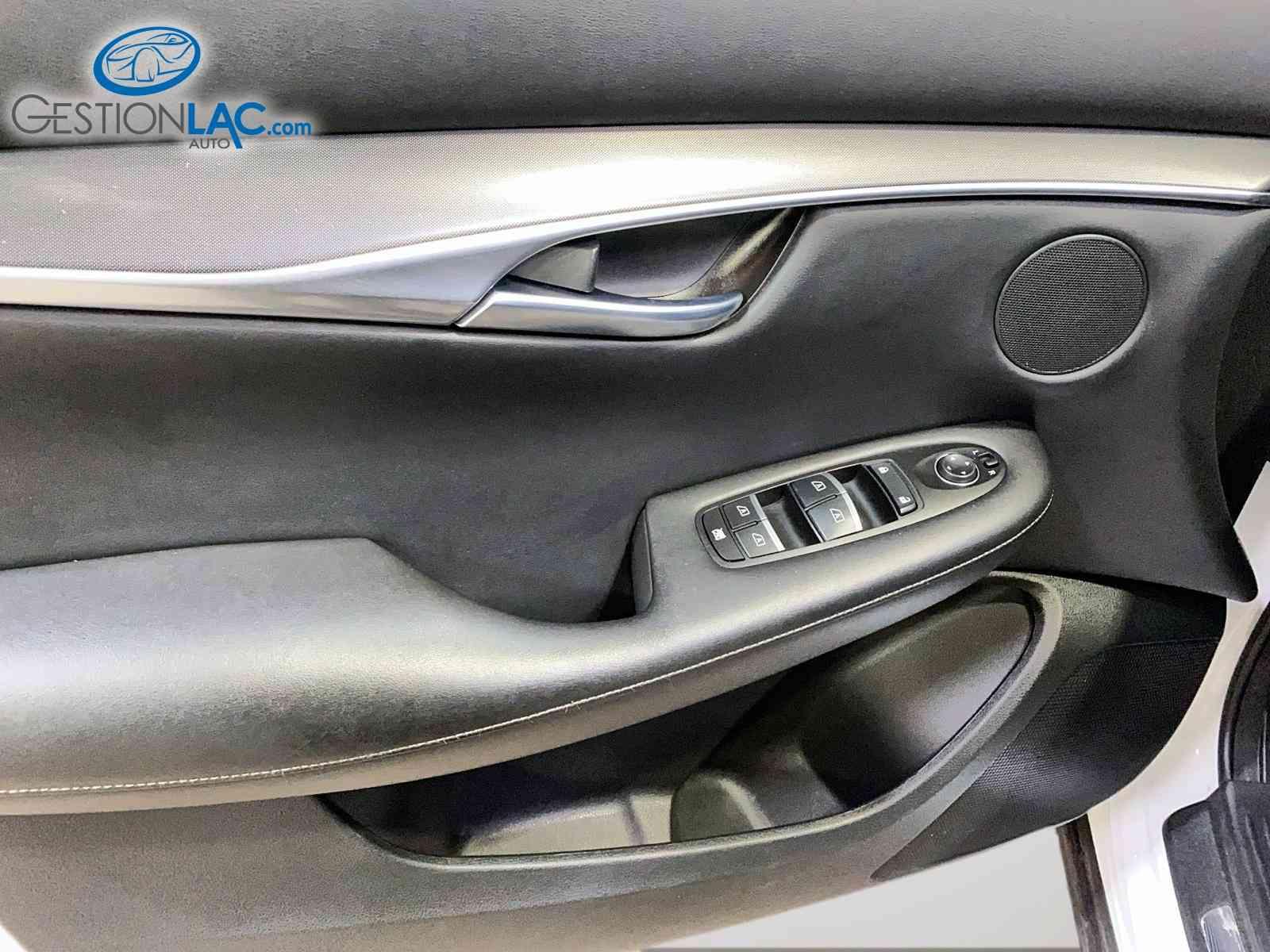 Infiniti QX50 2021 - Image 14