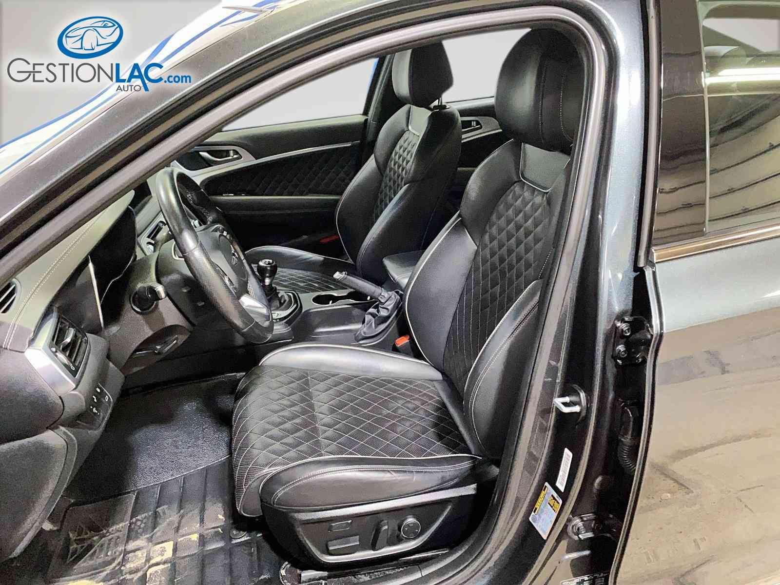 Genesis G70 2021 - Image 8