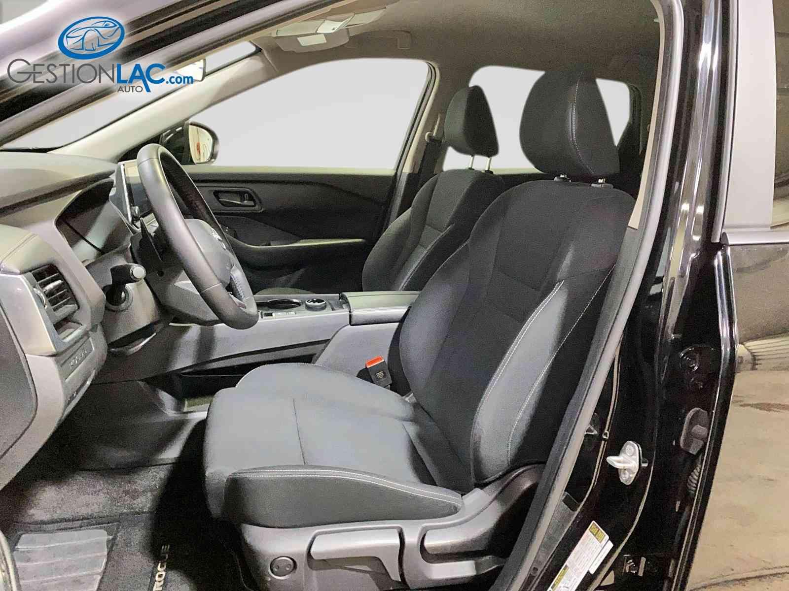 Nissan Rogue 2025 - Image 10