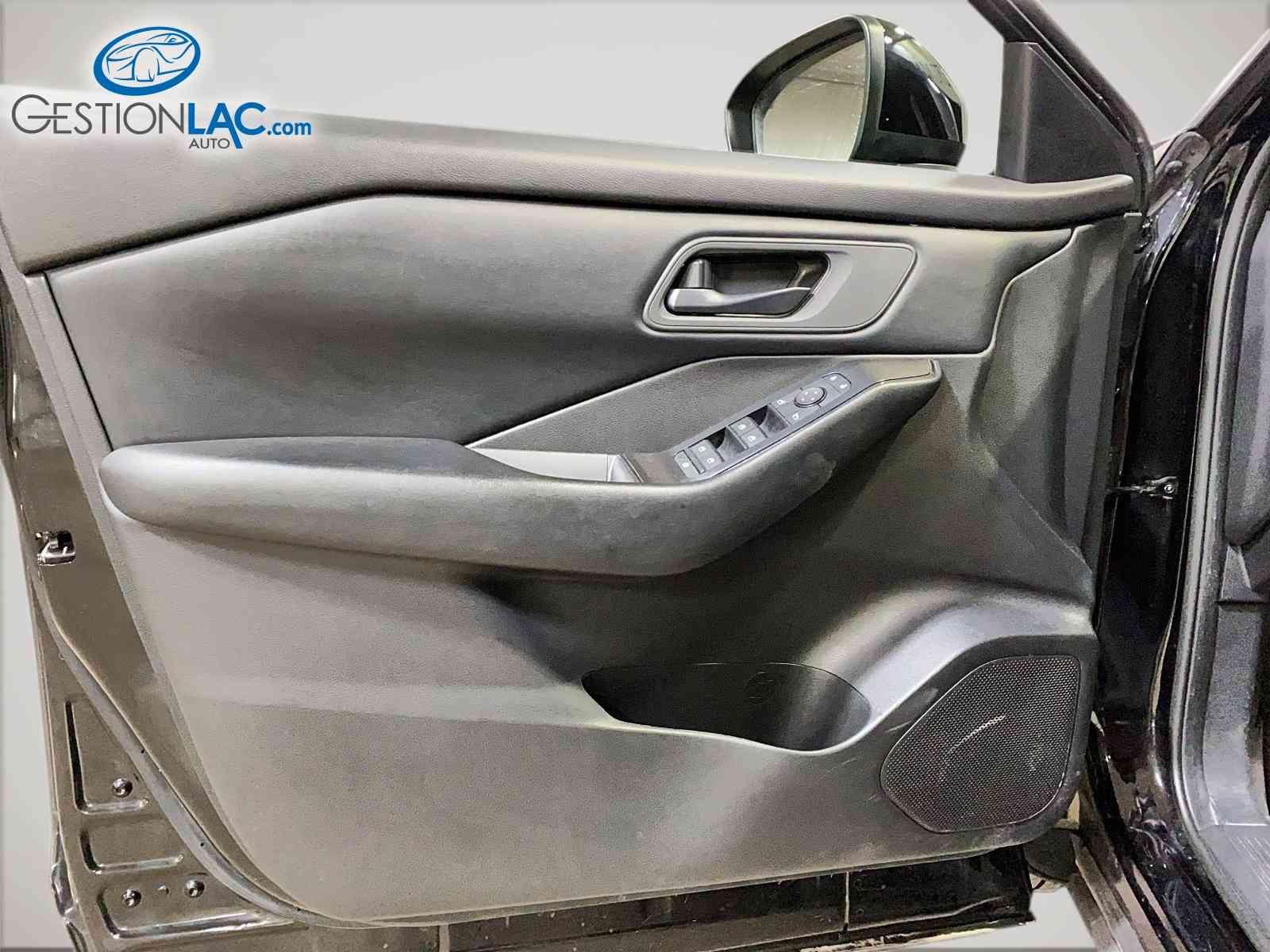 Nissan Rogue 2025 - Image 14