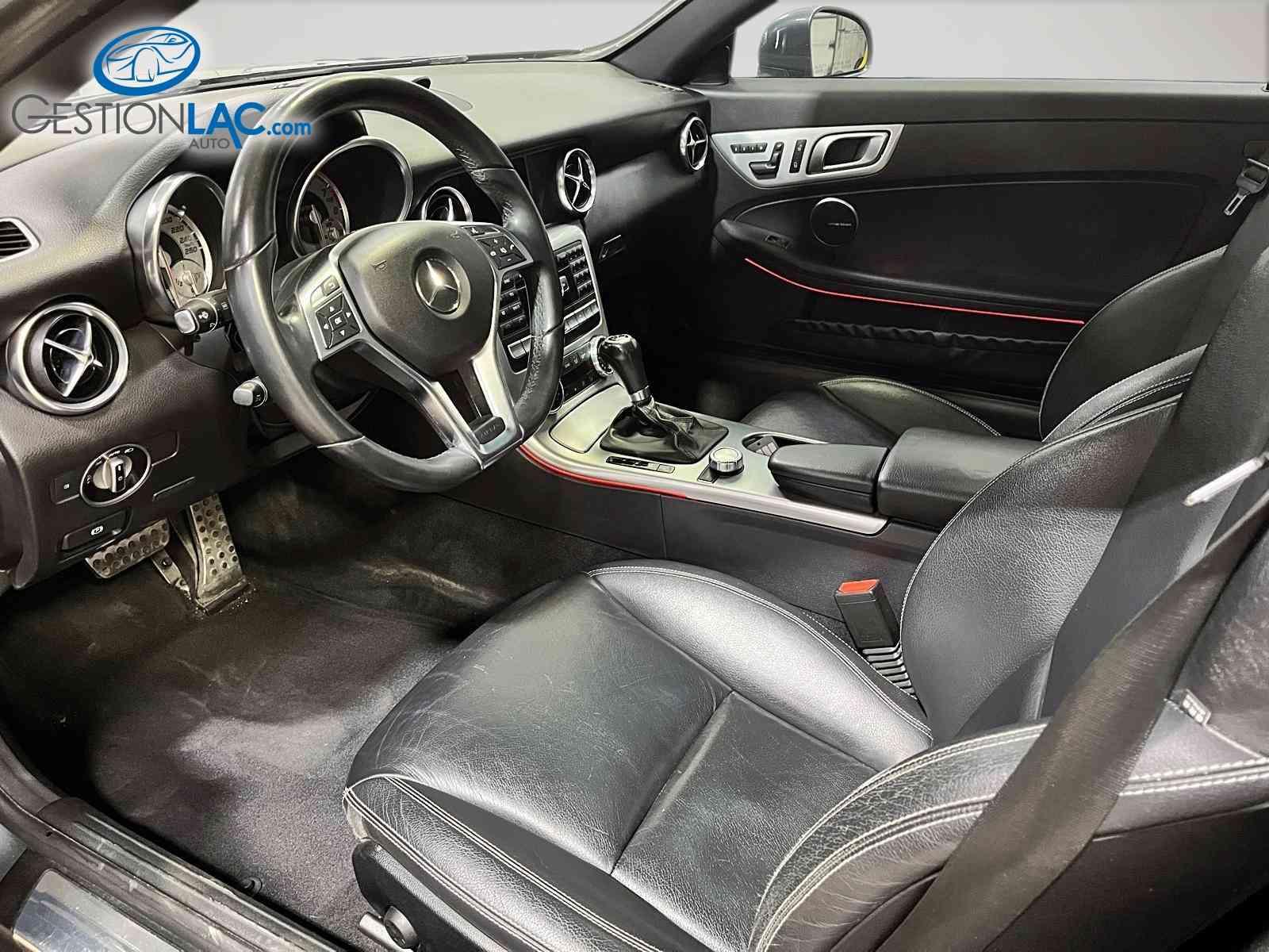 Mercedes-Benz SLK-Class 2016 - Image 12
