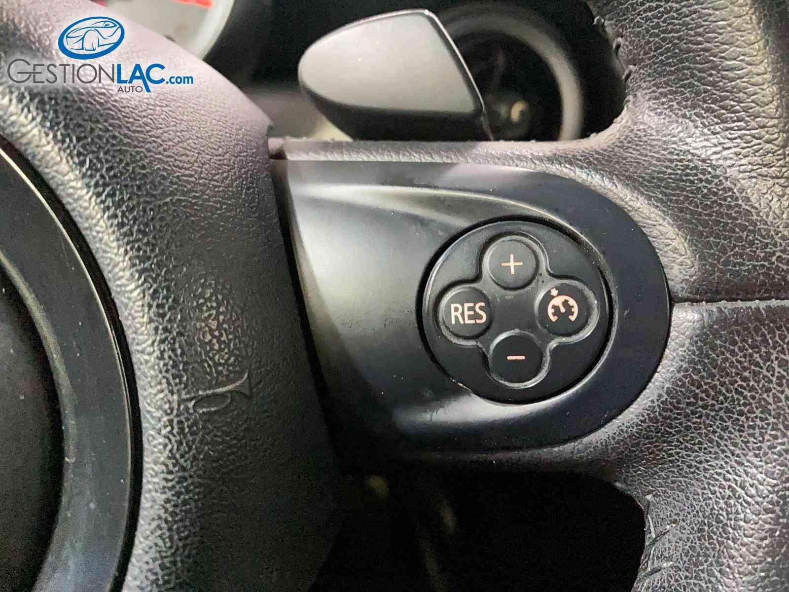 Mini Cooper 2015 - Image 12