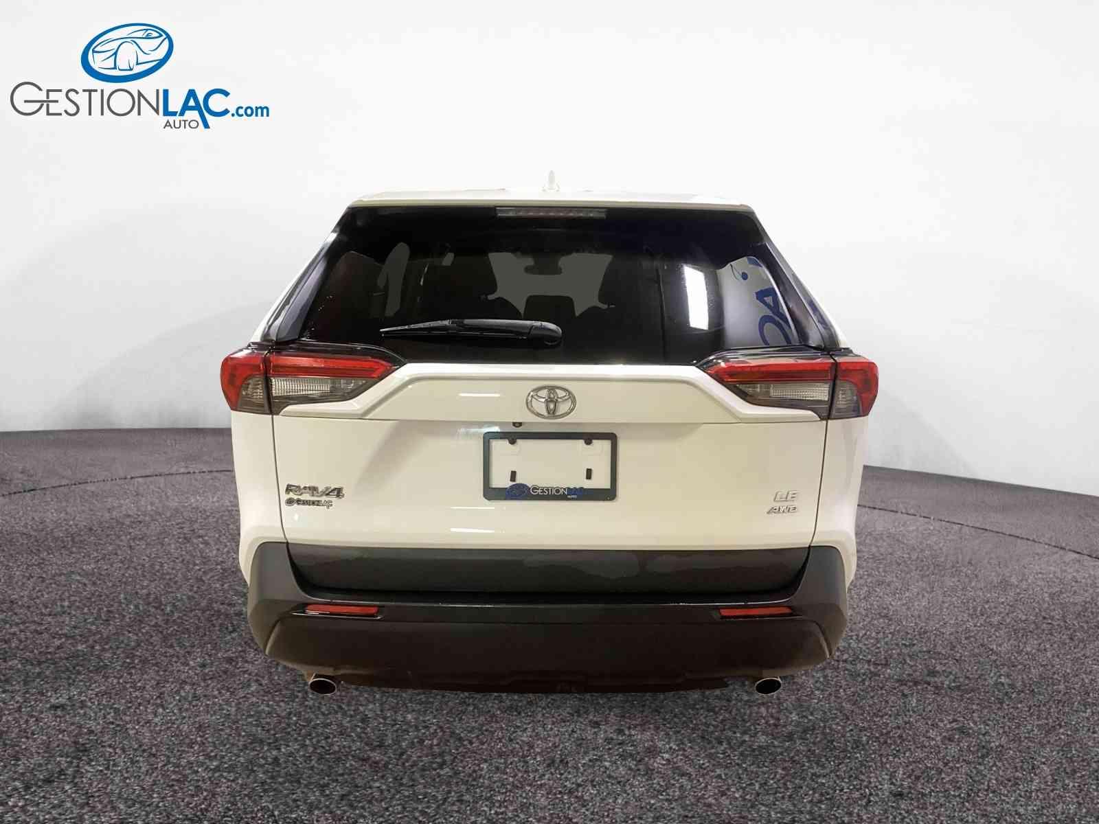Toyota RAV4 2023 - Image 3