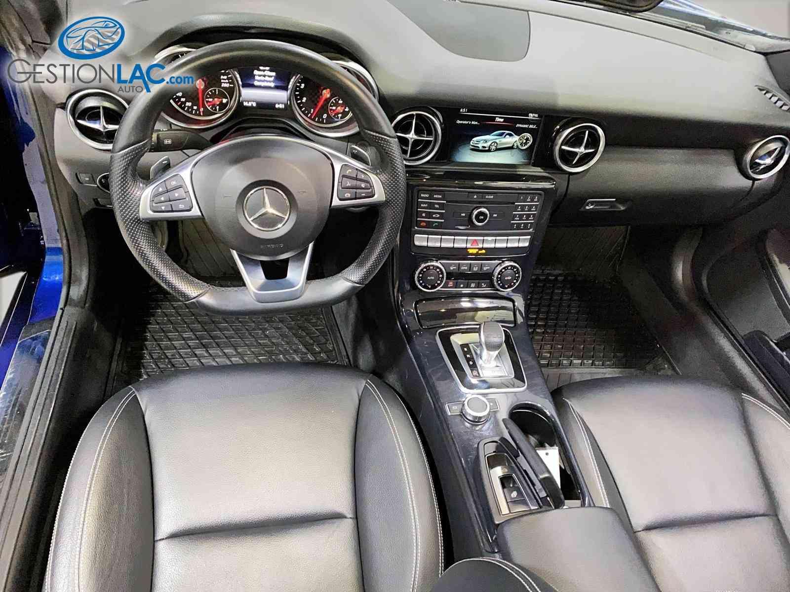 Mercedes-Benz SLC 2018 - Image 13